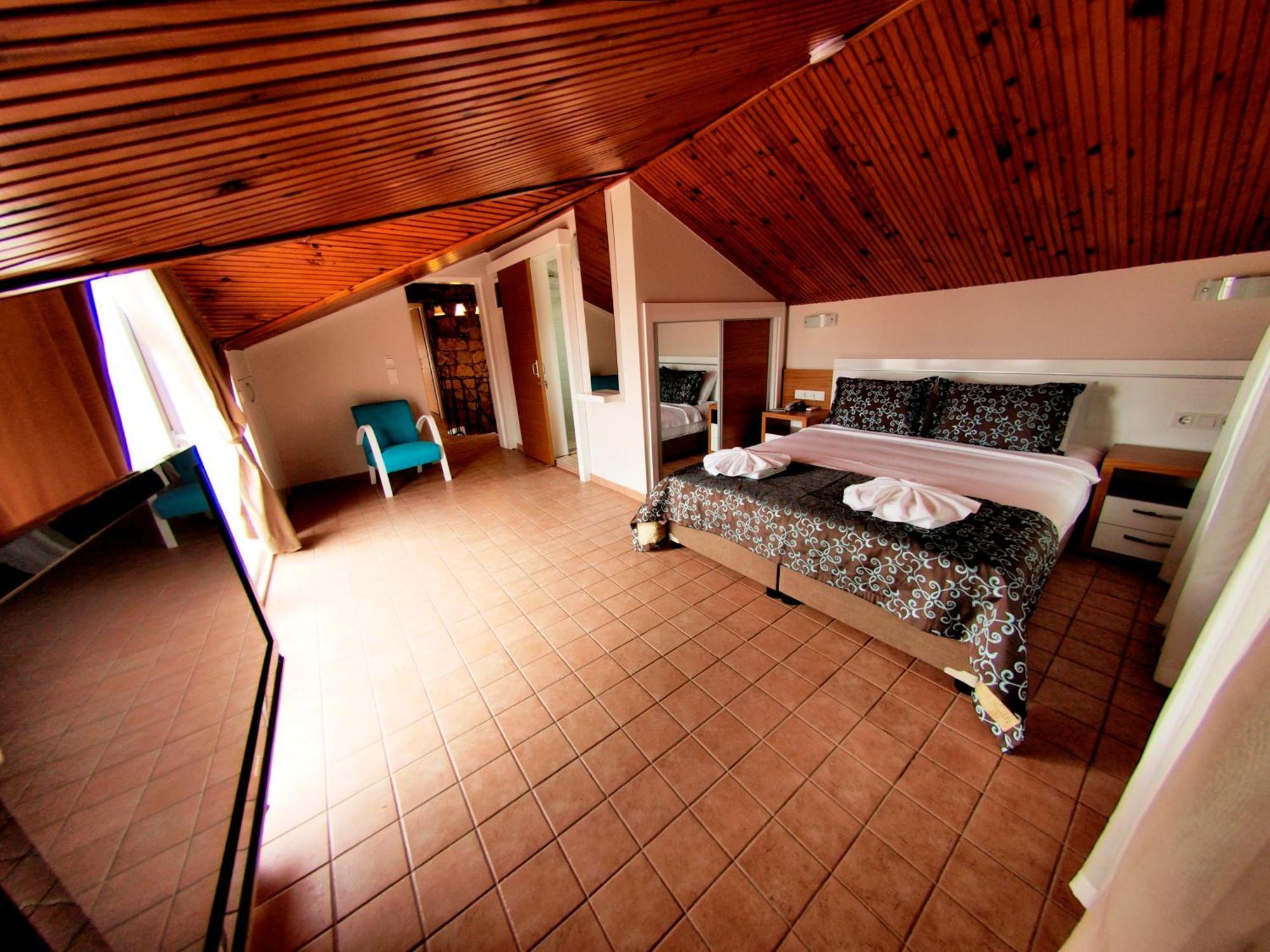 Gocek Pera Hotel Exterior photo