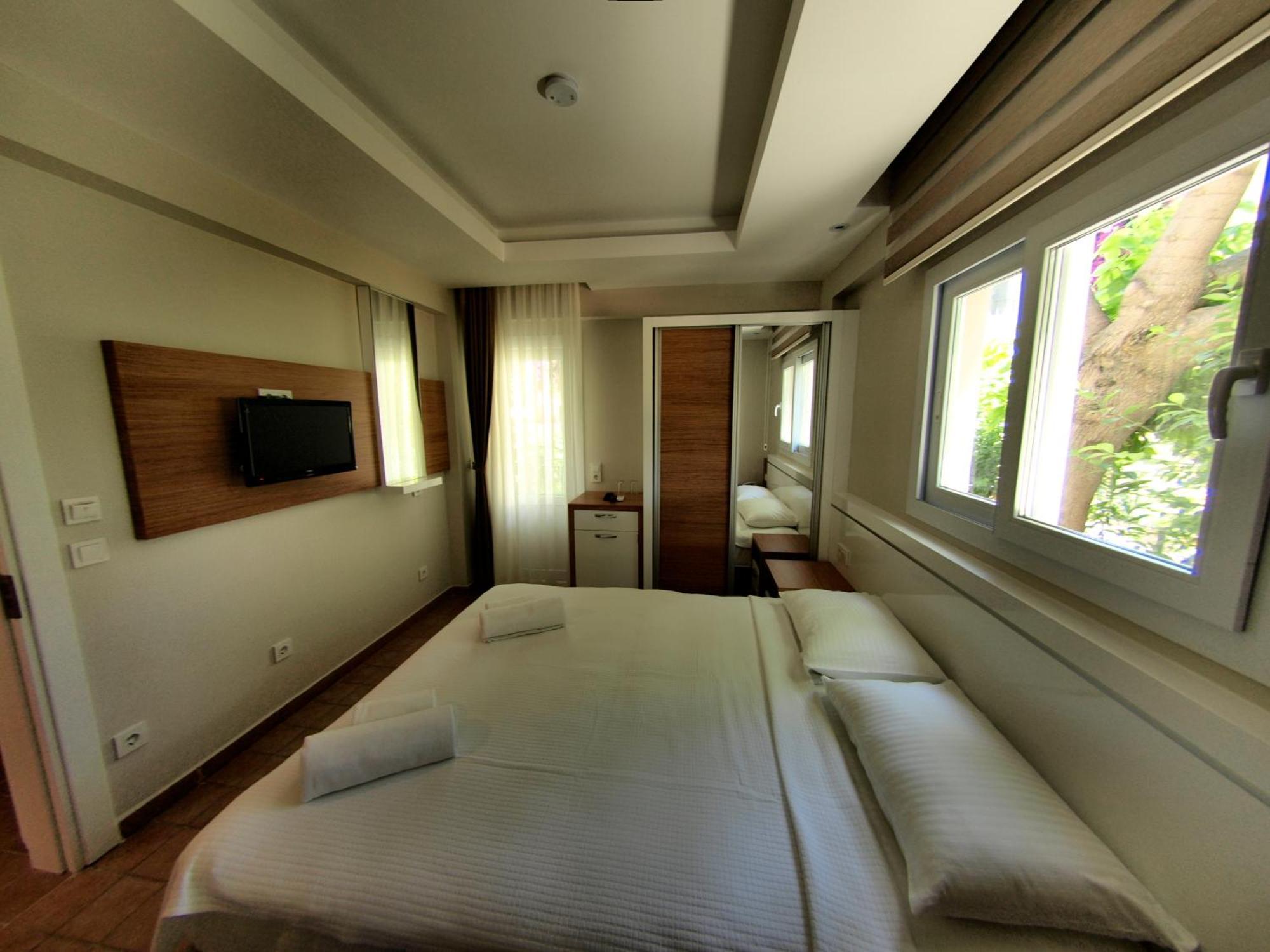 Gocek Pera Hotel Exterior photo
